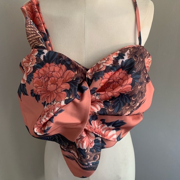 PatBO Tops - PatBO TOP. Size 10.